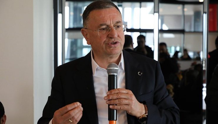 Lütfü Savaş’a Oy Verir Misiniz?