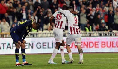 Fenerbahçe Sivasspor’tan Yaralı Dönüyor…
