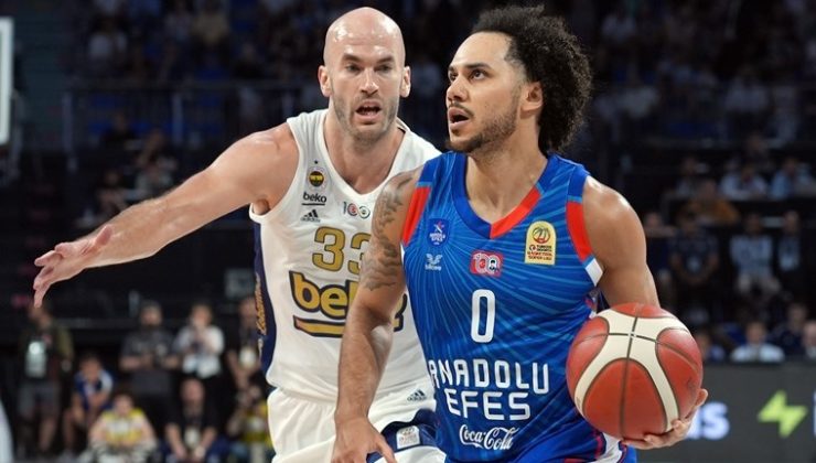 Fenerbahçe, Anadolu Efes’i Deplasmanda Yenerek Seride Öne Geçti,,,
