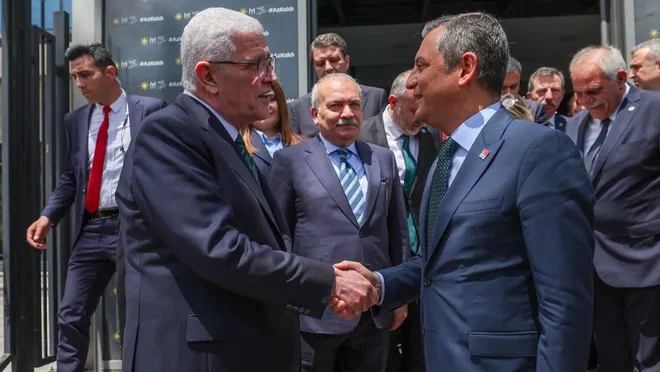 Özgür Özel ve Dervişoğlu Belediyeler Birliği Yönetimi İçin Anlaştı…