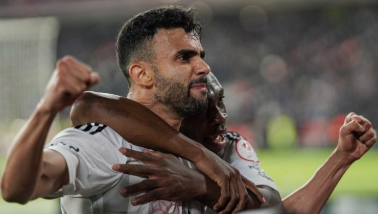 Rachid Ghezzal Beşiktaş’a Veda Etti…