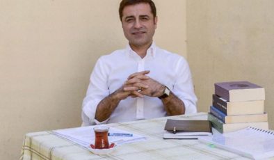 Selahattin Demirtaş’a 2 Yıl 6 Ay Hapis…