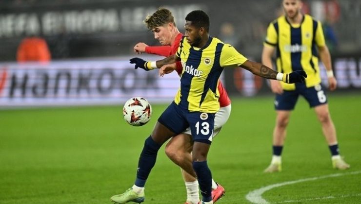 Fenerbahçe AZ Alkmaar Karşısında Eli Boş Dönüyor…
