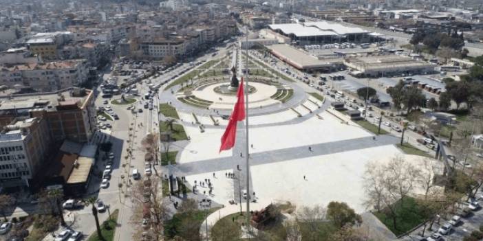 Devlet Bahçeli Meydanı, Atatürk Meydanı Oldu…