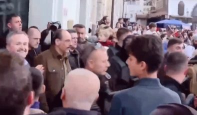 MİT Başkanı İbrahim Kalın Şam’daki Emevi Camii’nde Namaz Kıldı…