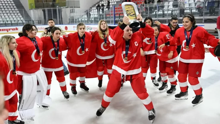 Kadınlar 18 Yaş Altı Milli Takım Buz Hokeyinde İzlanda’yı Yenerek Şampiyon Oldu…