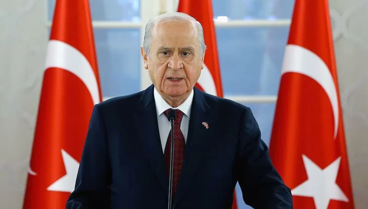 Devlet Bahçeli Hastaneye Kaldırıldı…