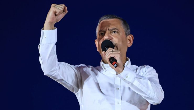 Özgür Özelı: 5 Milyon Kişi Dönmemek Üzere Gelirse O Sandık Gelir…
