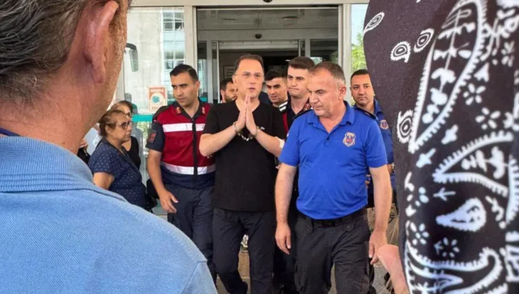 Mehmet Murat Çalık Hastaneden Elleri Kelepçelenerek Tekrar Cezaevine Gönderildi…