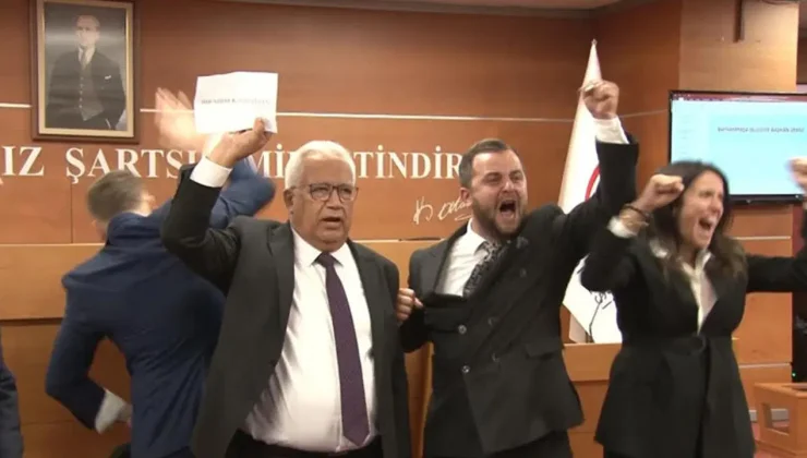 CHP: Bayrampşa’da Belediyeye Alenen Çökmeye Çalışıyorlar…