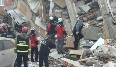 Gebze’de 6 katlı bina çöktü: Beş kişi aranıyor