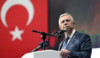 Mansur Yavaş: O Bağıran, Tweet Atan Siyasi, Bir Ayda 37 Ton Su Kullanıyor…