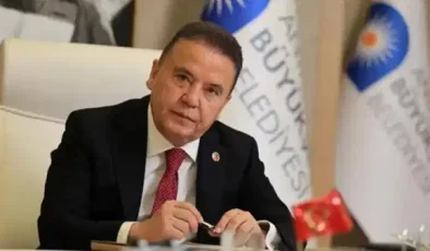 Muhittin Böcek Hastaneye Kaldırıldı…