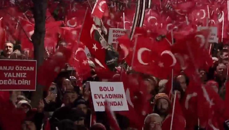 CHP’den Bolu’da Gövde Gösterisi…