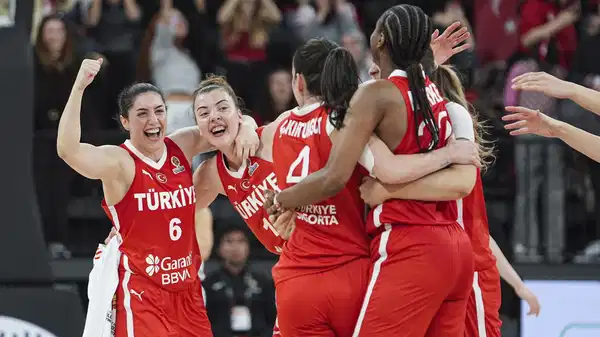 Potanın Perileri Dünya Kupası’nı Garantiledi…