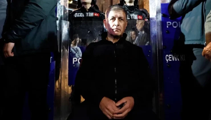 Cemil Tugay’dan Tarihi Nöbet…