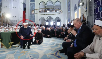 Erdoğan, Atatürk’e Zalim ve Kafir Diyen Mustafa Demirkan İle…