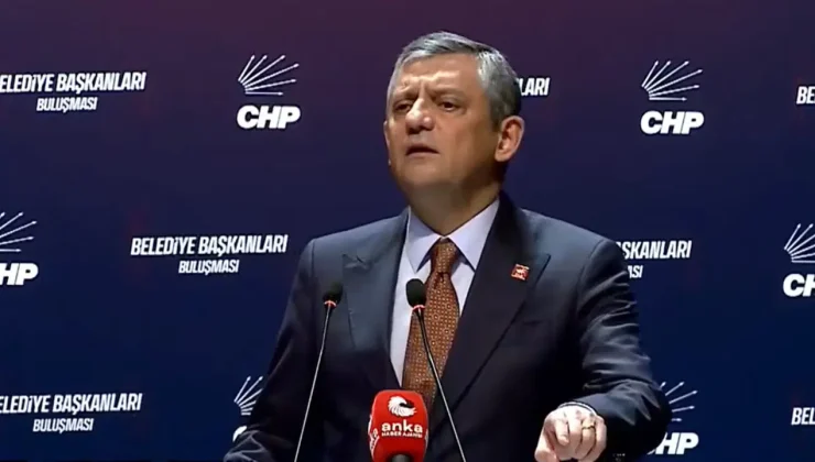 Özgür Özel: Haysiyet Cellatlarını Unutursak Şerefsiziz