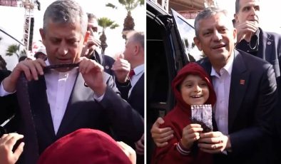 Özgür Özel Kravatını Urla’lı Çocuğa Hediye Etti…