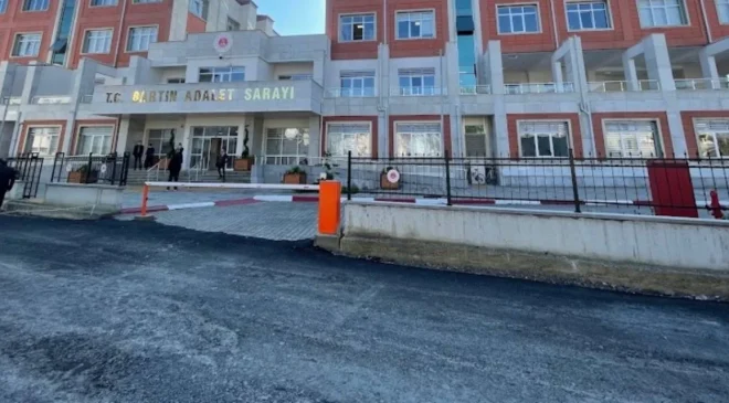 Amsra’da 13 Yaşındaki Kız,10’u Çocuk 36 Kişinin Cinsel İstismarına Uğradı…
