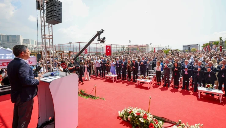 Özgür Özel: Türkiye Çarpık Bir Zihniyetin İşgali Altında…